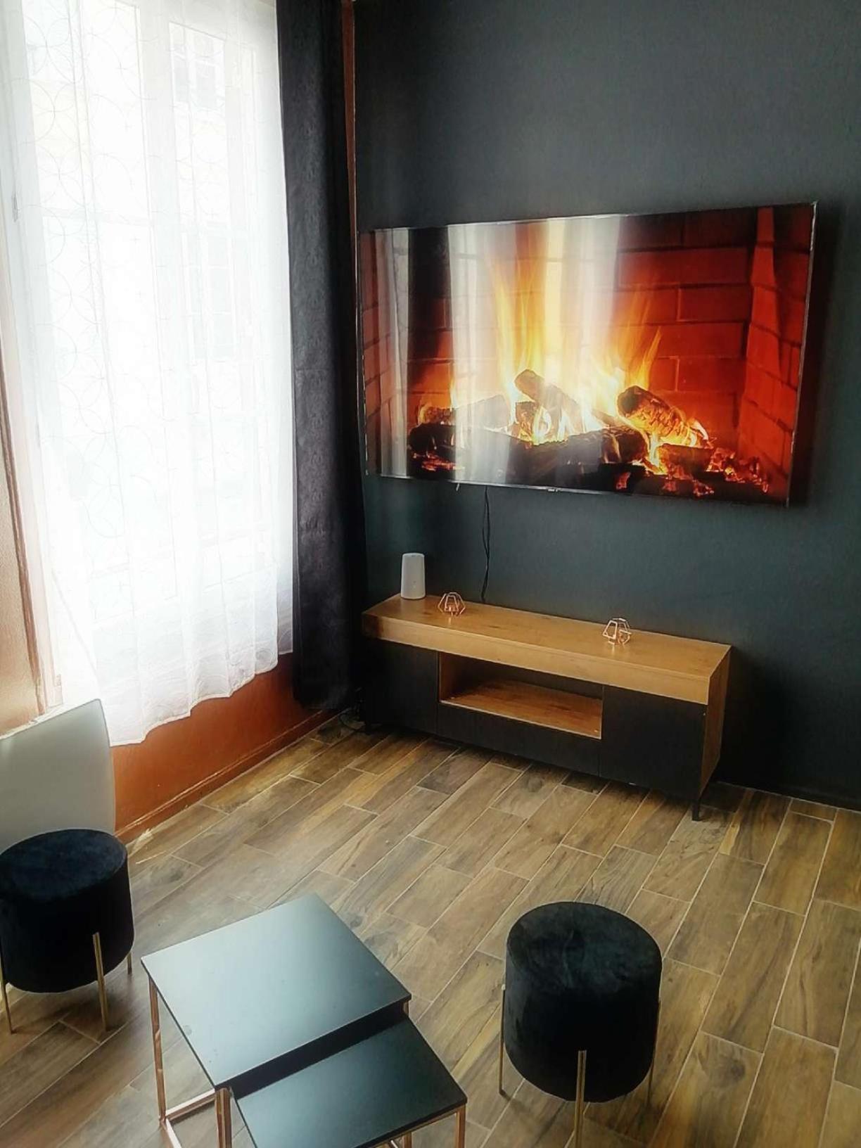 Appartement Avec Balneo Et Sauna Privatif - Le Rose Cuivre Troyes Bagian luar foto