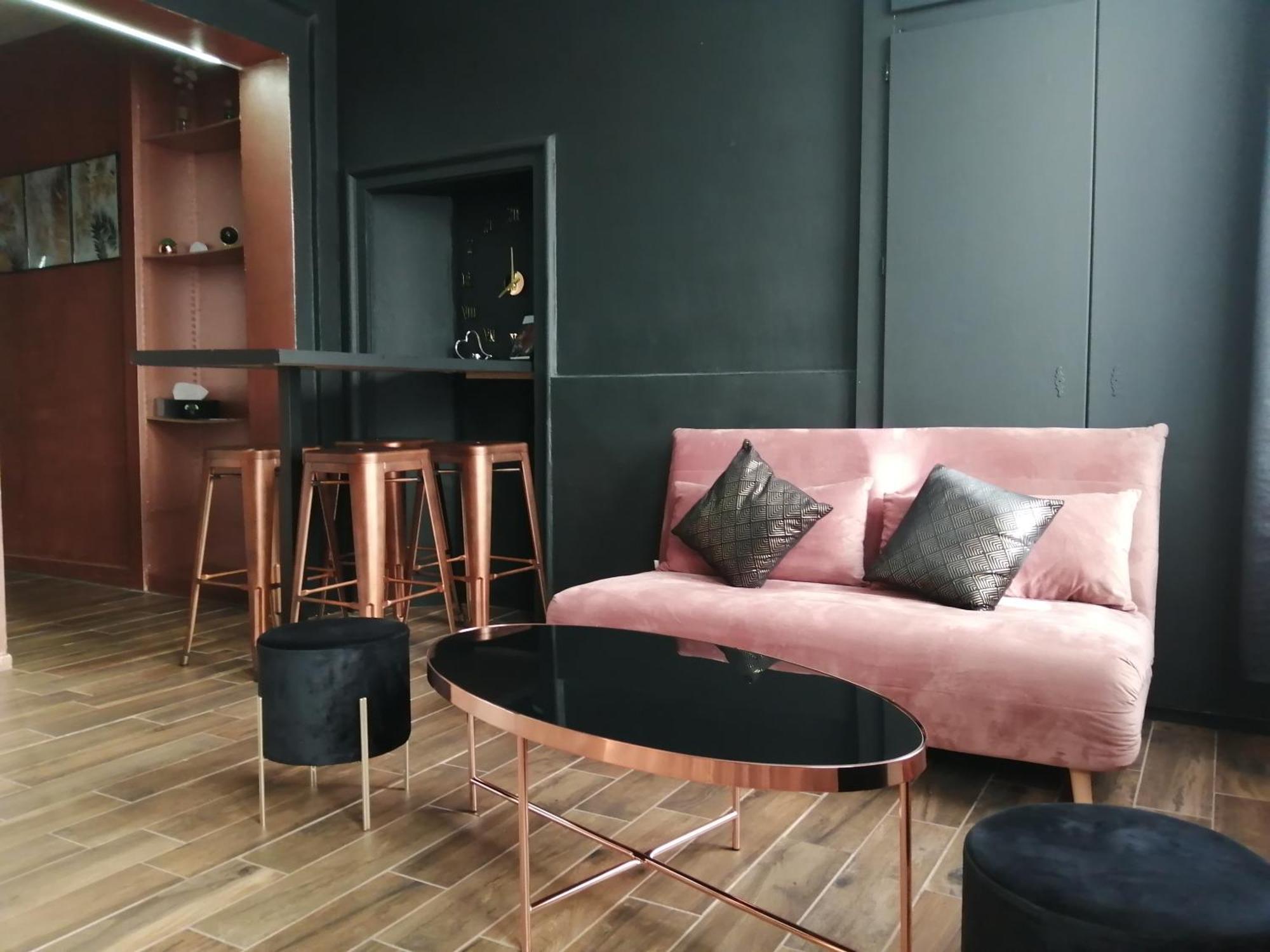 Appartement Avec Balneo Et Sauna Privatif - Le Rose Cuivre Troyes Bagian luar foto
